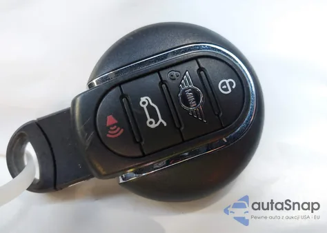 2020 Mini Clubman Cooper S из США, поврежденный, VIN WMWLV7C00L2M65080